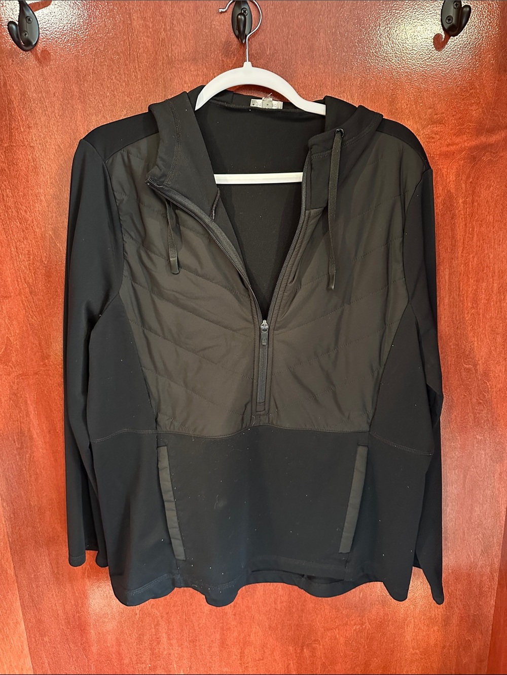 Talbots Black Quilted Hooded Performance Pullover